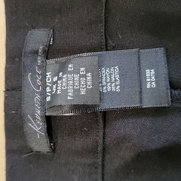 Kenneth Cole Size S Black Pull On Style Pants. Super Comfy! Excellent Used Cond - Picture 2 of 12